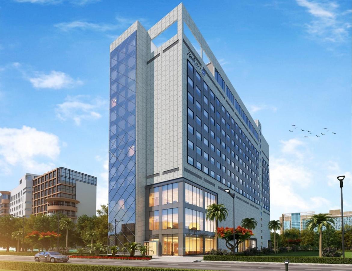 Hotel Radisson Blu Towers Kaushambi Delhi Ncr Ghaziabád Exteriér fotografie The hotel's rendering